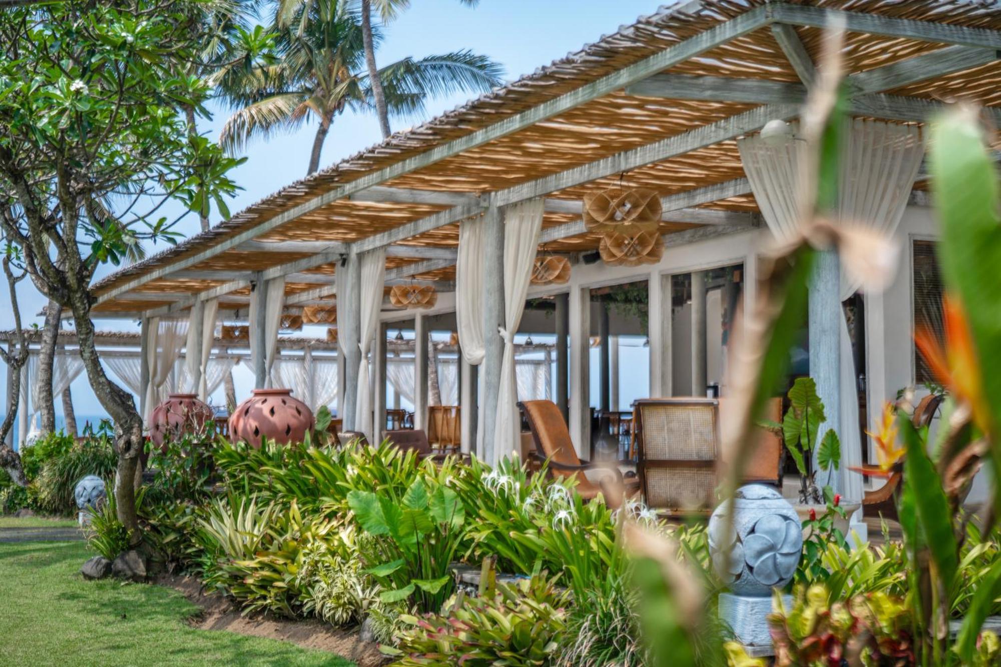 ニルワナ ビーチ アンド リゾート チャンディダサ エクステリア 写真 The Beach Club at the InterContinental Fiji Resort