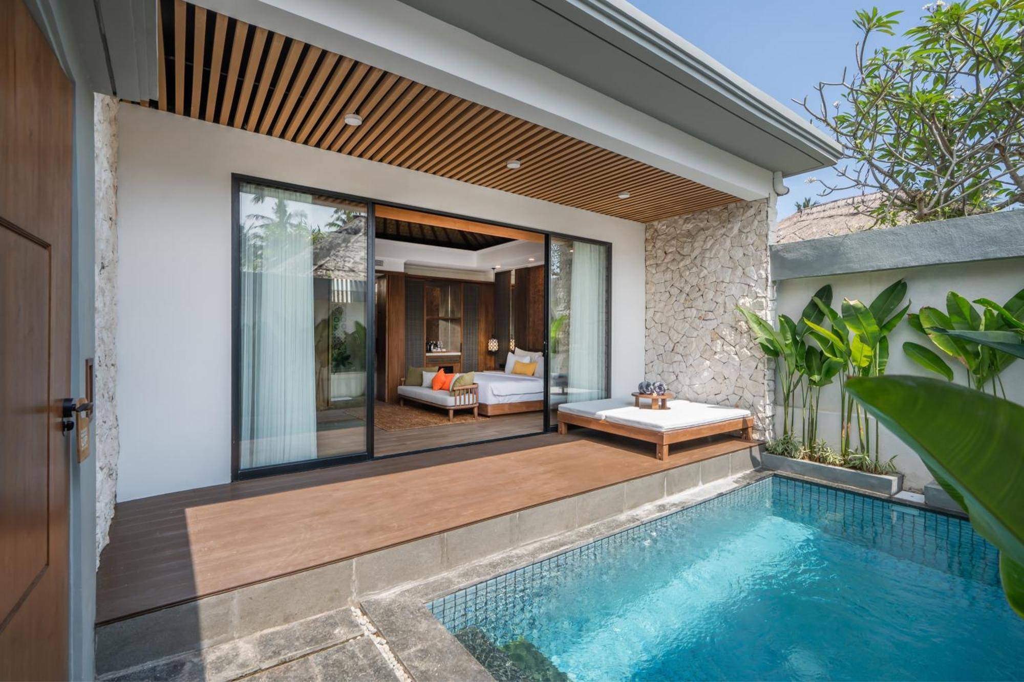 ニルワナ ビーチ アンド リゾート チャンディダサ エクステリア 写真 A pool villa at Centara Karon Resort & Villas Phuket